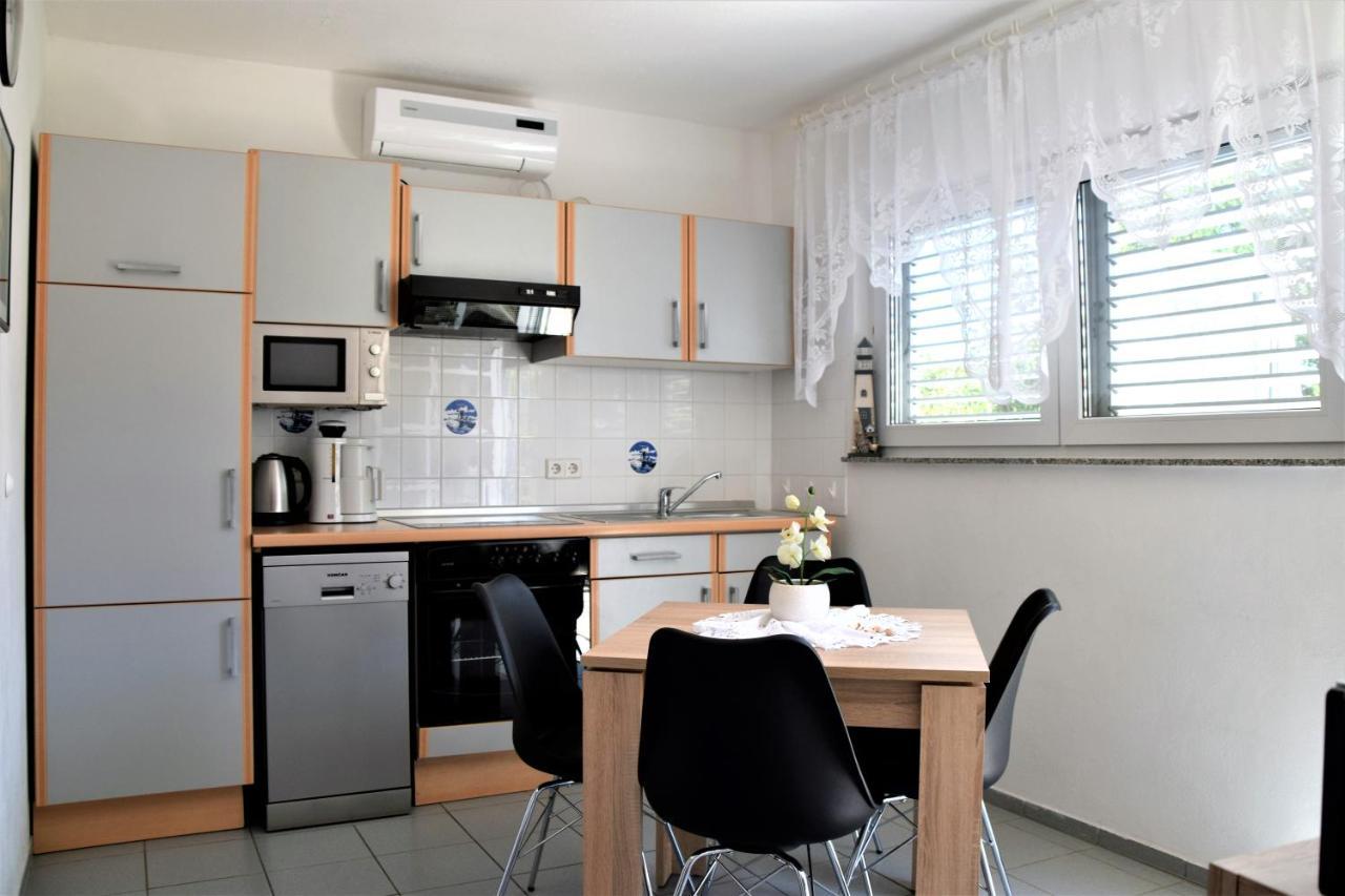 J&D Apartment Dobropoljana Ngoại thất bức ảnh