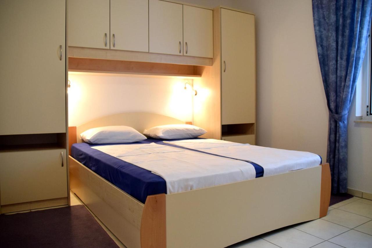 J&D Apartment Dobropoljana Ngoại thất bức ảnh